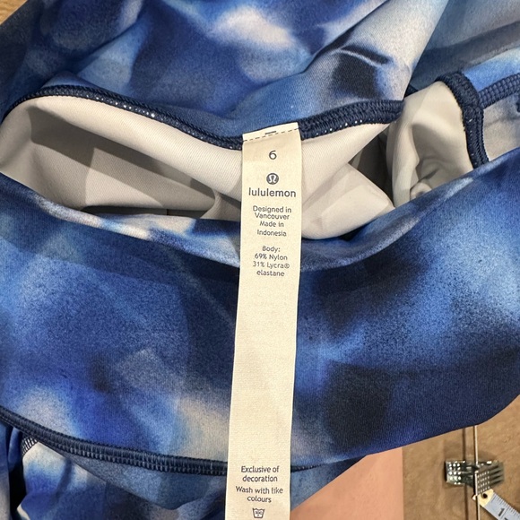Lululemon Wunder Under 28” Size 6 - Picture 5 of 6
